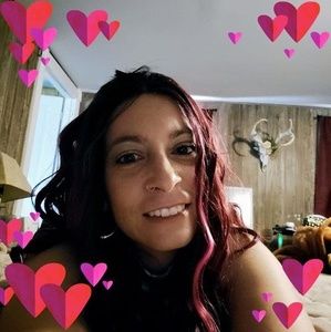 Meet your Posher, Joni